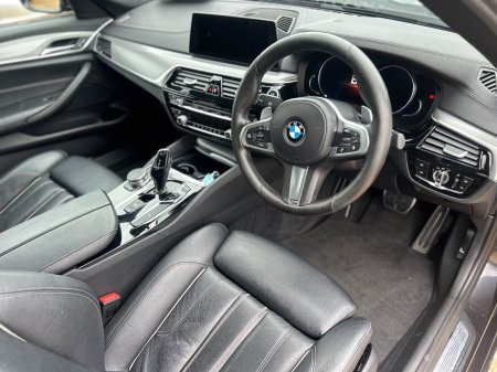 2018 BMW 5-Series - photo 9