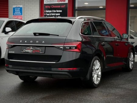 2022 Skoda Superb - photo 8