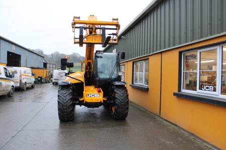 0 JCB  - photo 3