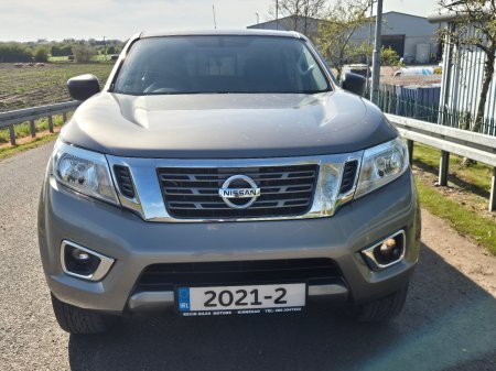 2021 Nissan Navara - photo 2
