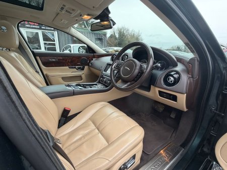 2015 Jaguar XJ - photo 14