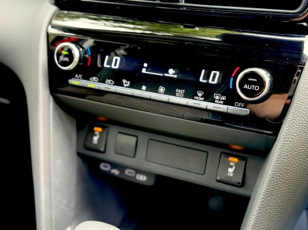 2025 Toyota Yaris Cross - photo 19