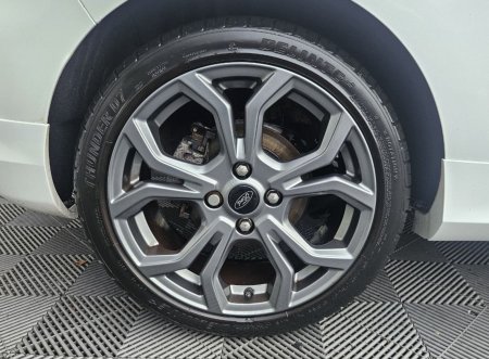 2019 Ford Fiesta - photo 9