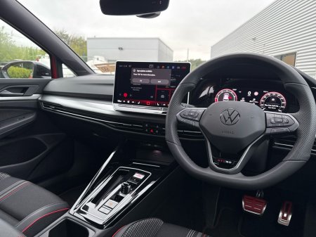 2026 Volkswagen Golf - photo 6
