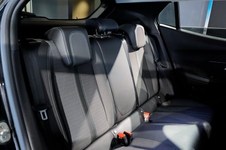 2021 Peugeot 2008 - photo 9