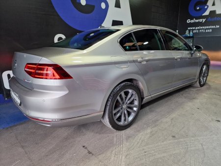 2017 Volkswagen Passat - photo 10