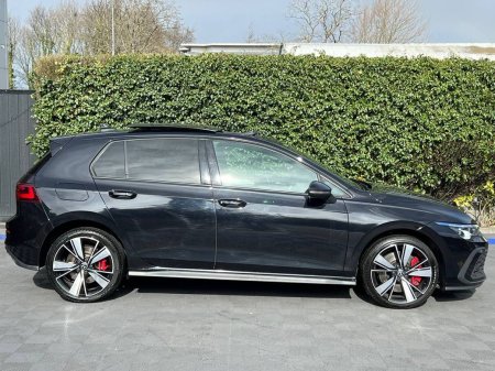 2023 Volkswagen Golf - photo 4