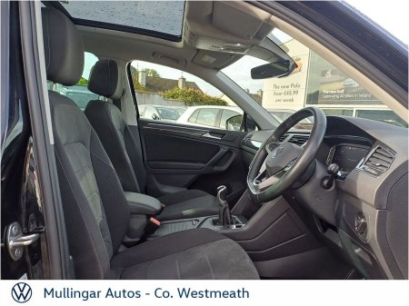 2023 Volkswagen Tiguan - photo 22