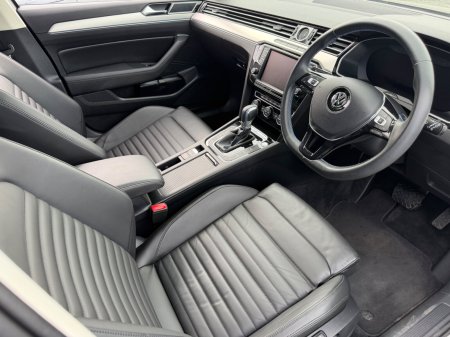 2016 Volkswagen Passat - photo 14