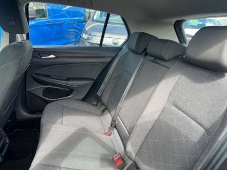 2024 Volkswagen Golf - photo 11