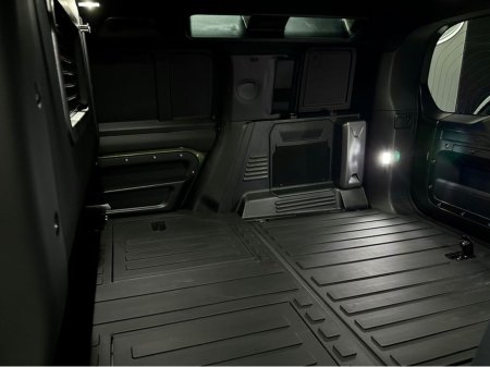 2026 Land Rover Defender - photo 17