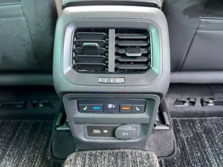 2020 Volkswagen Tiguan - photo 13