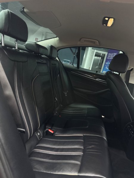 2018 BMW 5-Series - photo 26