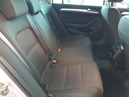 2018 Volkswagen Passat - photo 9