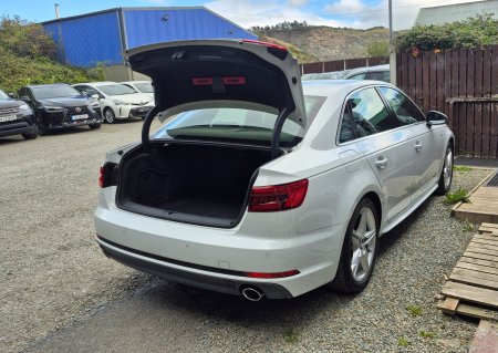 2017 Audi A4 - photo 16