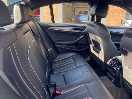 2020 BMW 5-Series - photo 18