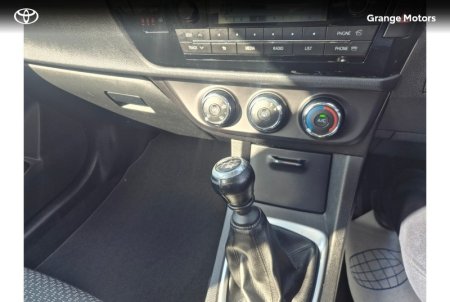 2015 Toyota Corolla - photo 13