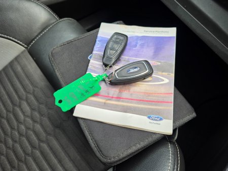 2016 Ford Focus - photo 27