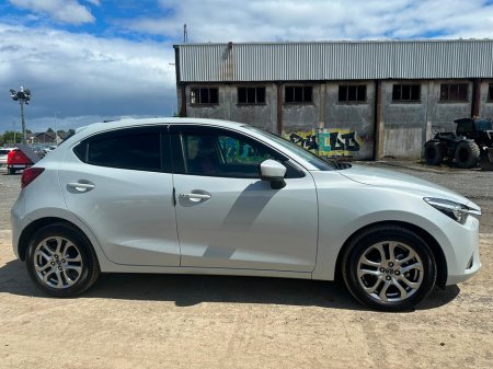 2018 Mazda Demio - photo 3