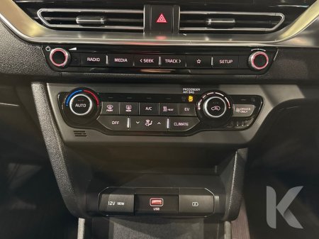 2022 Kia Niro - photo 22