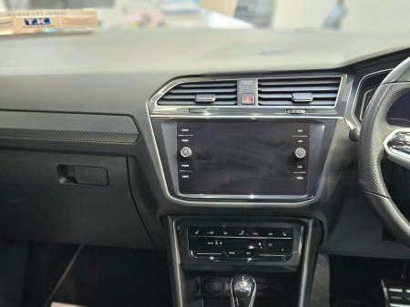 2023 Volkswagen Tiguan - photo 12