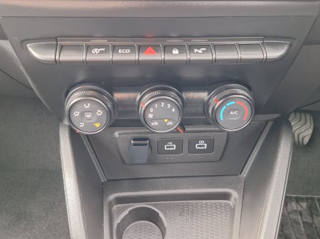 2024 Dacia Duster - photo 16