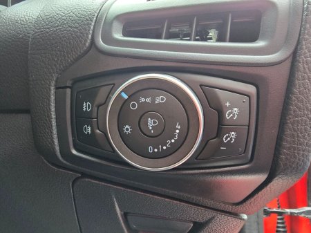 2017 Ford Focus - photo 17