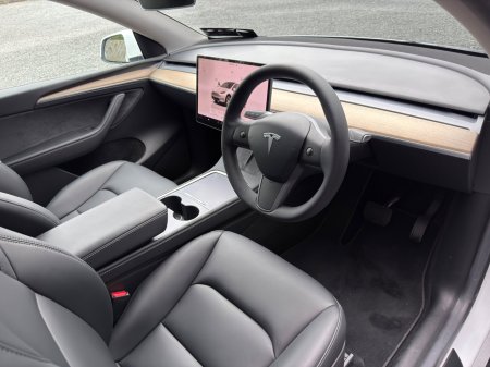 2022 Tesla Model Y - photo 8