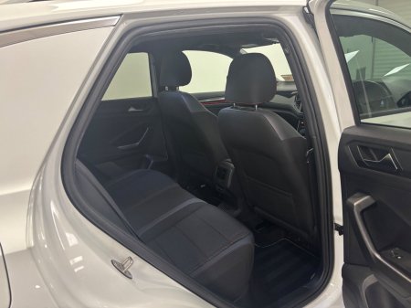 2021 Volkswagen T-Roc - photo 10