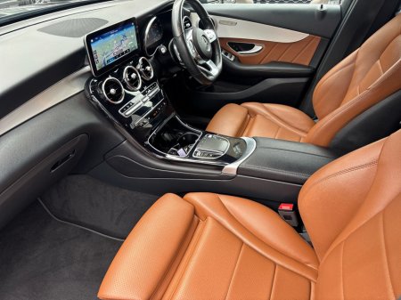 2022 Mercedes-Benz GLC - photo 2