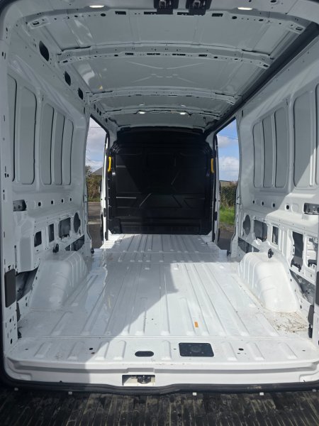 2023 Ford Transit - photo 7
