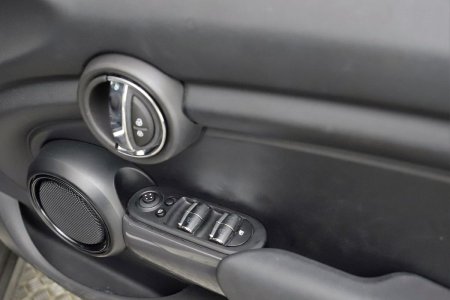 2020 Mini One - photo 23