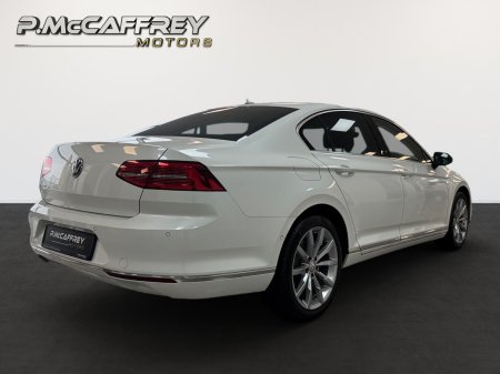 2018 Volkswagen Passat - photo 5