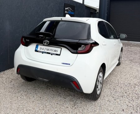 2021 Toyota Yaris - photo 15