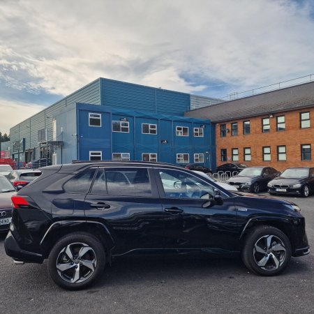 2024 Toyota RAV4 - photo 4