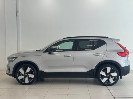2023 Volvo XC40 - photo 4