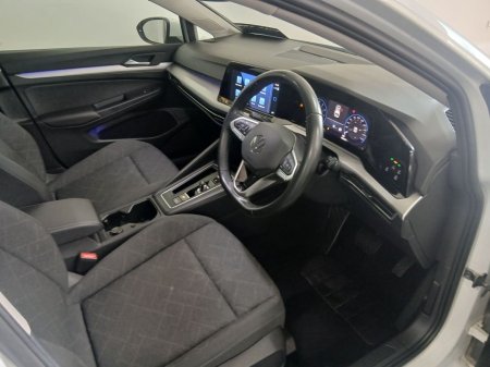 2023 Volkswagen Golf - photo 10