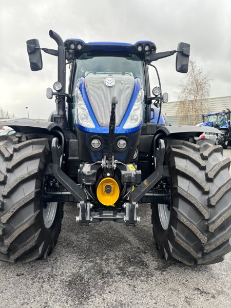 0 New Holland T7.225 - photo 2