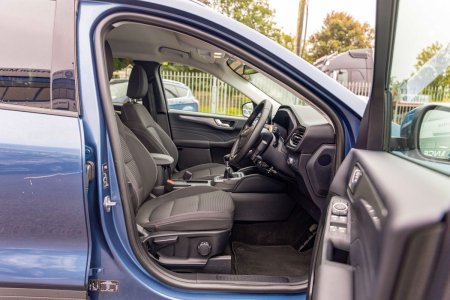 2022 Ford Kuga - photo 17