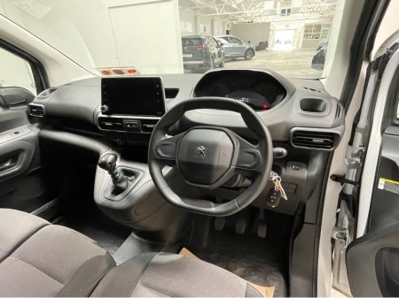 2023 Peugeot Partner - photo 7