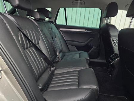 2018 Skoda Superb - photo 22