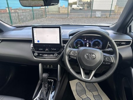 2025 Toyota Corolla Cross - photo 8
