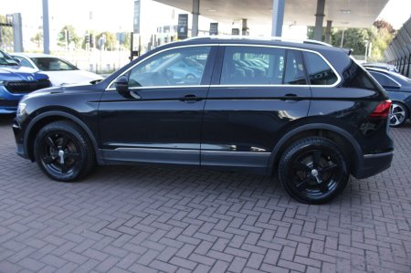 2020 Volkswagen Tiguan - photo 7