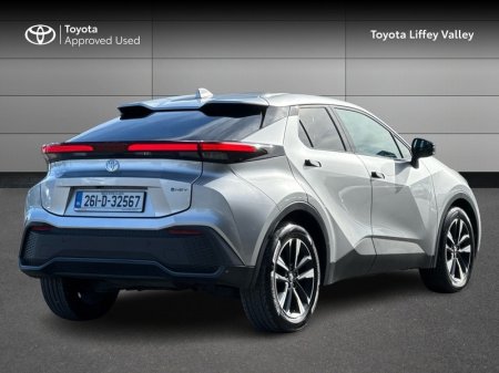 2026 Toyota C-HR - photo 2