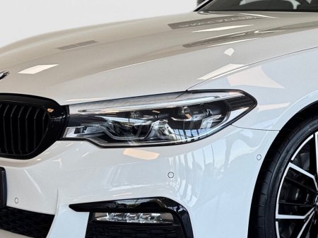 2017 BMW 5-Series - photo 9