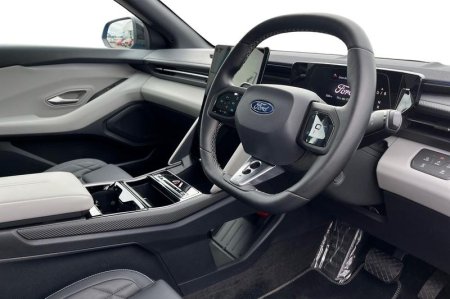 2025 Ford Capri - photo 9