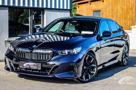 2024 BMW 3-Series 330e M Sport