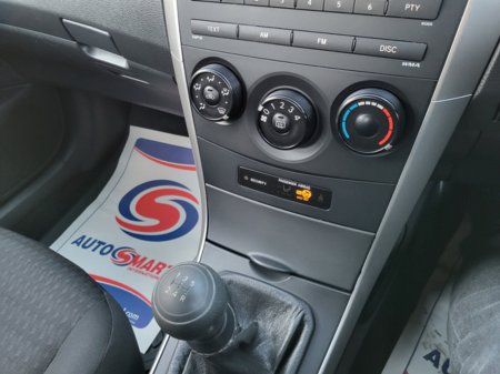 2010 Toyota Corolla - photo 20