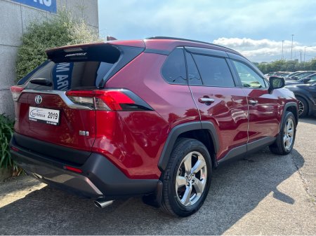 2019 Toyota RAV4 - photo 4