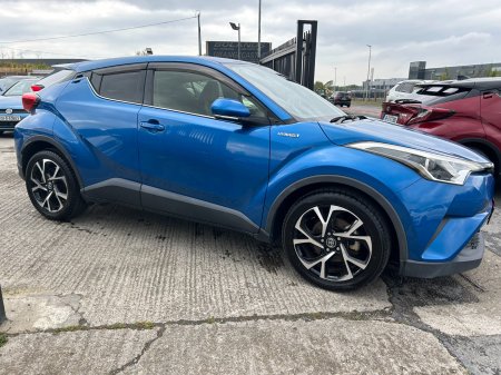 2017 Toyota C-HR 1.8 HYBRID SOL